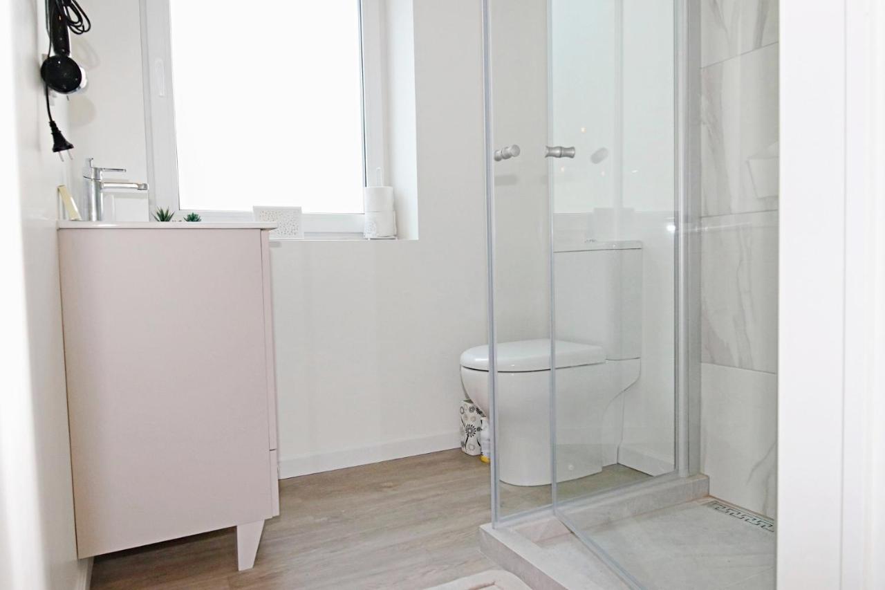 Minimalist Studio Old Town Apartments By Hostlovers คอนัส ภายนอก รูปภาพ