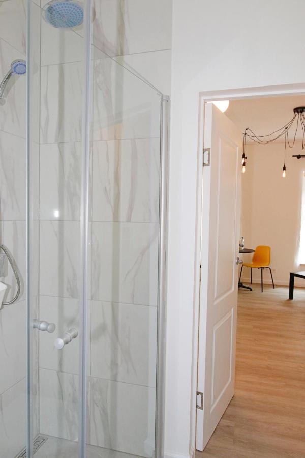 Minimalist Studio Old Town Apartments By Hostlovers คอนัส ภายนอก รูปภาพ